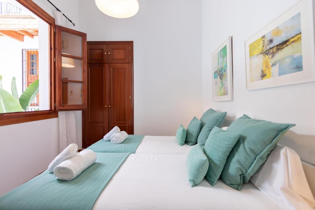 Appartement Abades Giralda Deluxe By Valcambre à Séville Extérieur photo